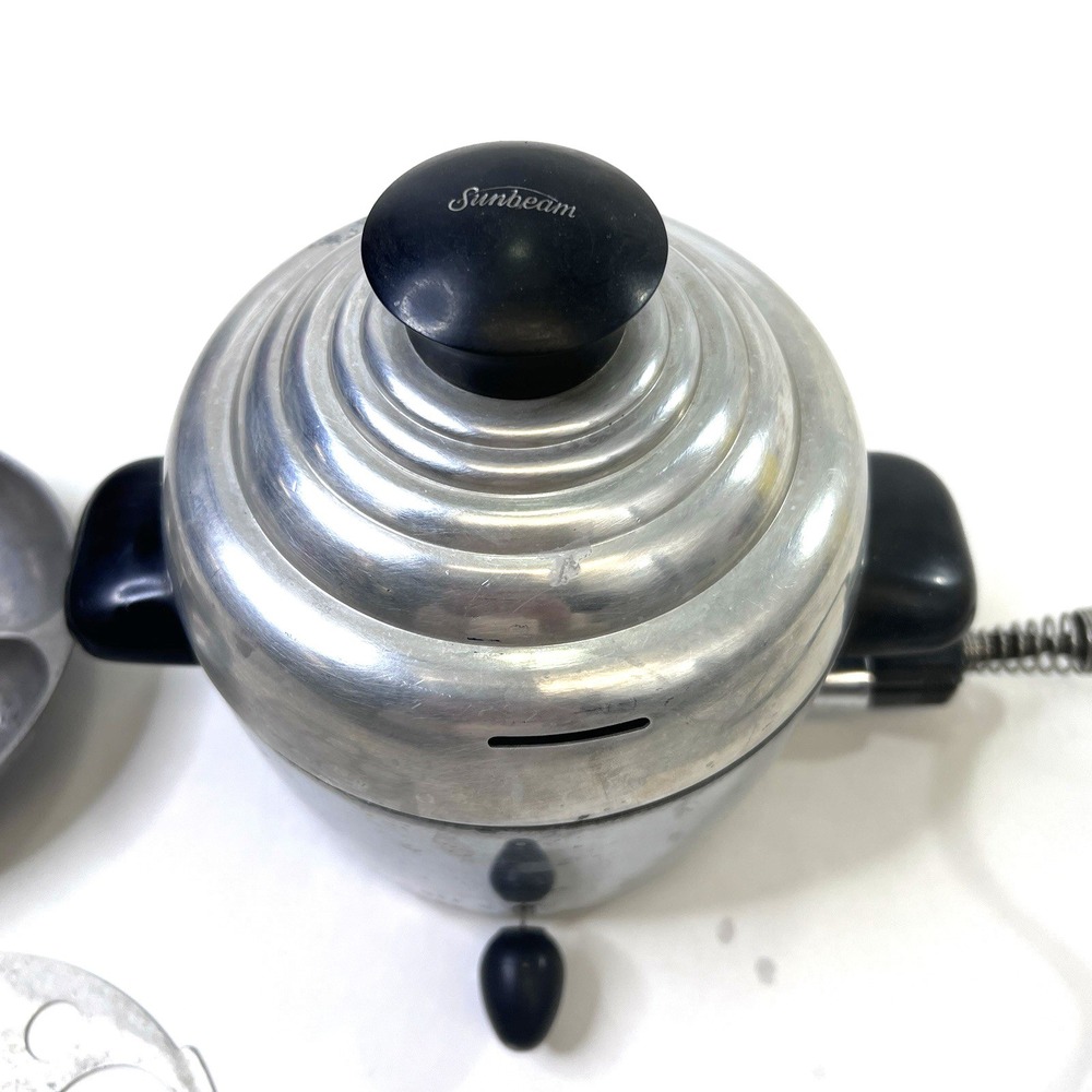 Sunbeam E2 Egg Cooker Vintage Electric Poacher Aluminum Soft, Hard Boil TESTED!